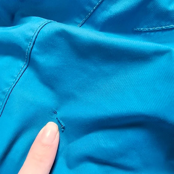 Burton medium snowboarding/ski pants - Picture 9 of 16